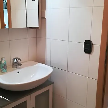 Апартаменты Helles 1-zimmer-apartment In Hemmingen/hannover